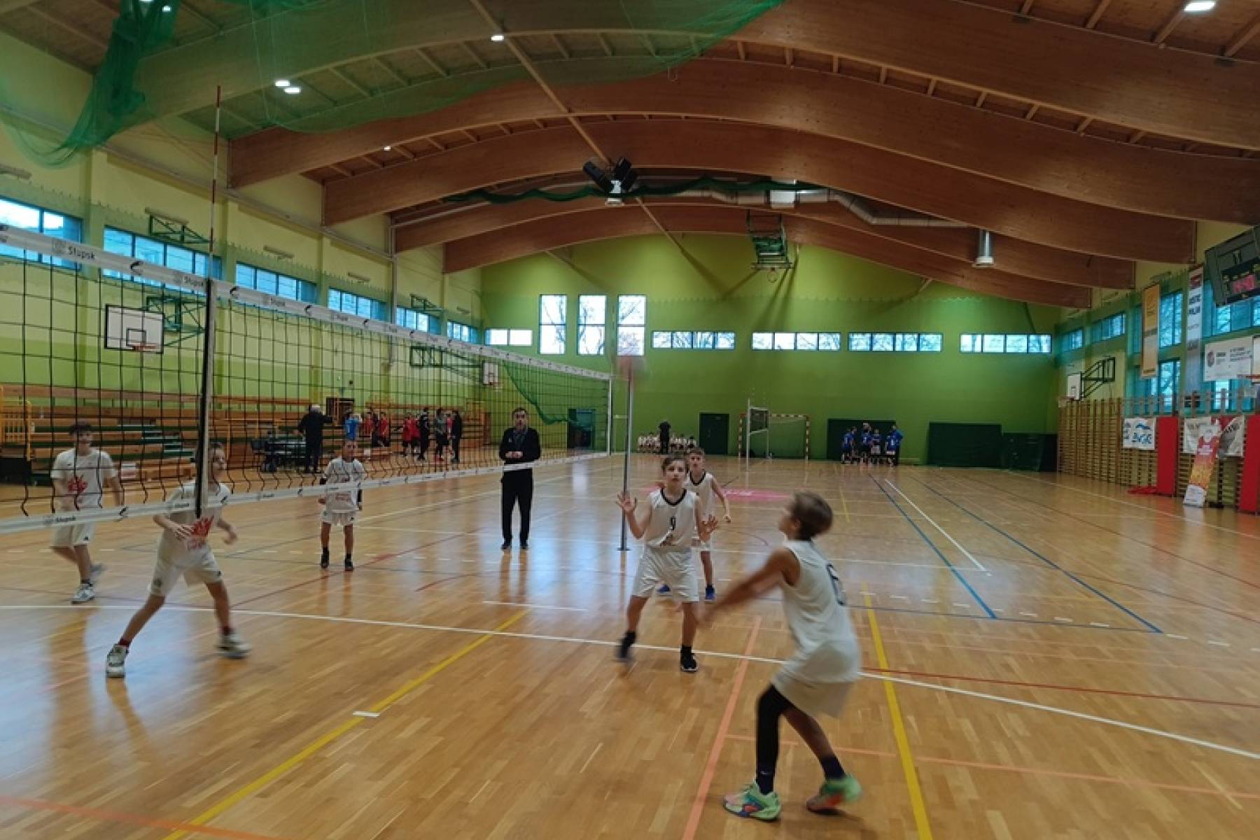 Brązowe medale w turnieju siatkówki